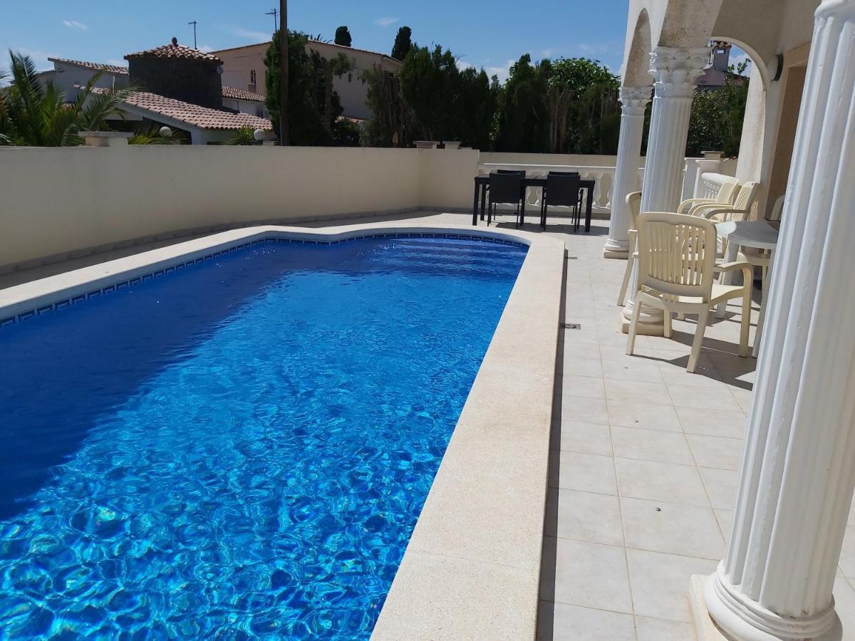 Villa Casa Amb Piscina Privada Empuriabrava Exterior foto